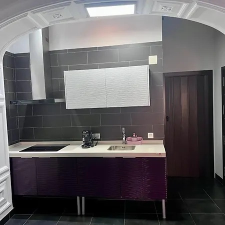 شقة Enhouseapartamentos
